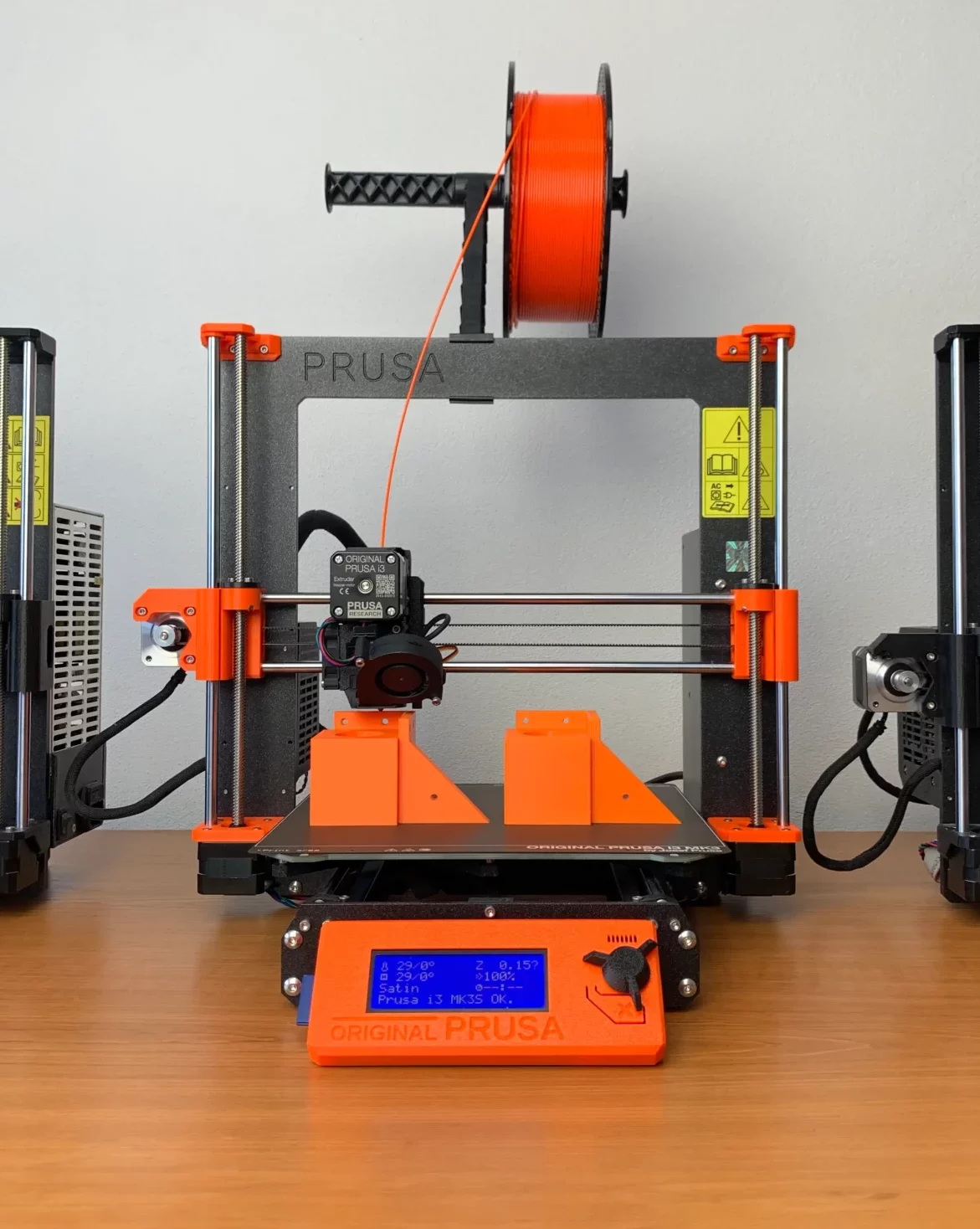 3d printers on table